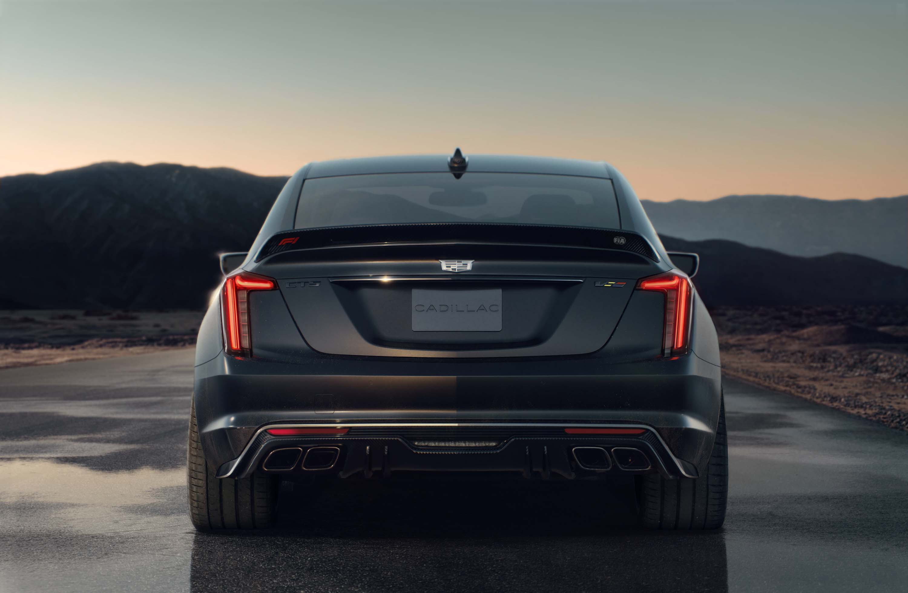 MY26_Cadillac_CT5_Blackwing_F1_DeadRear